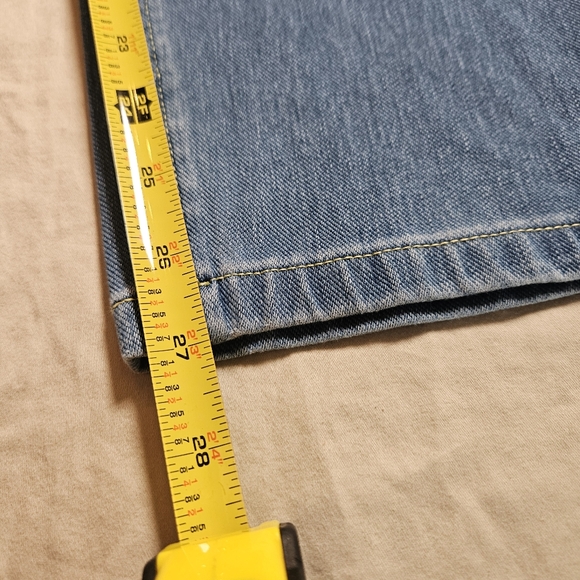 Halara Women's Pull On Straight Leg Stretch Blue Jeans Medium High Rise Soft - Picture 4 of 10